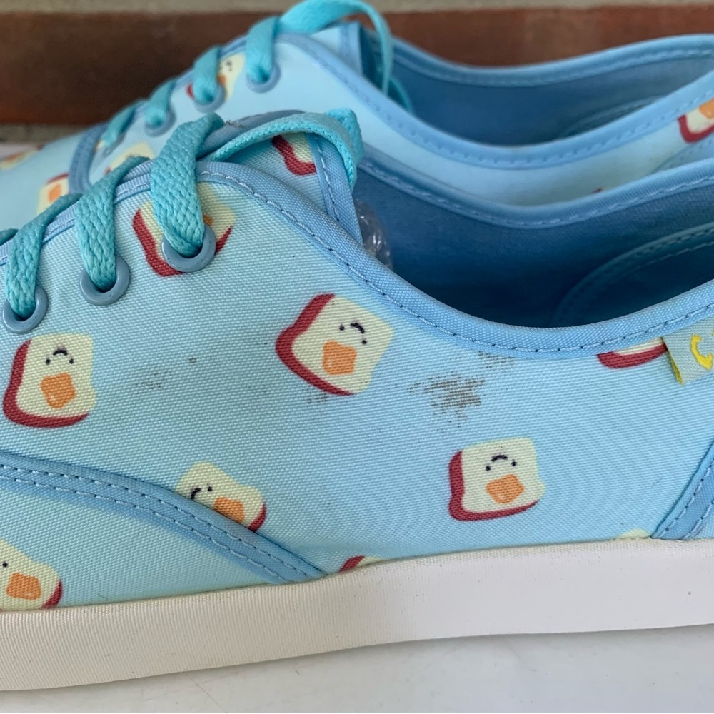 Cute To The Core Toast Print Lace Up Sneakers Wom… - image 6